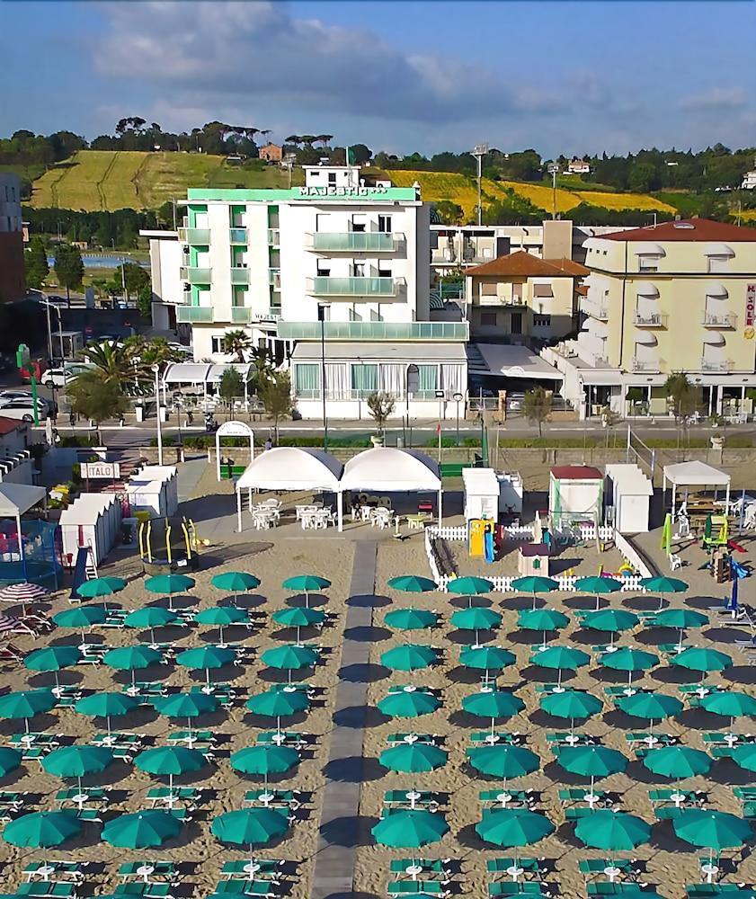 Hotel Majestic Senigallia Zewnętrze zdjęcie