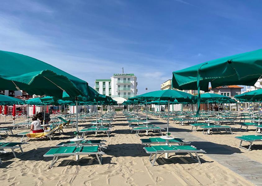 Hotel Majestic Senigallia Zewnętrze zdjęcie