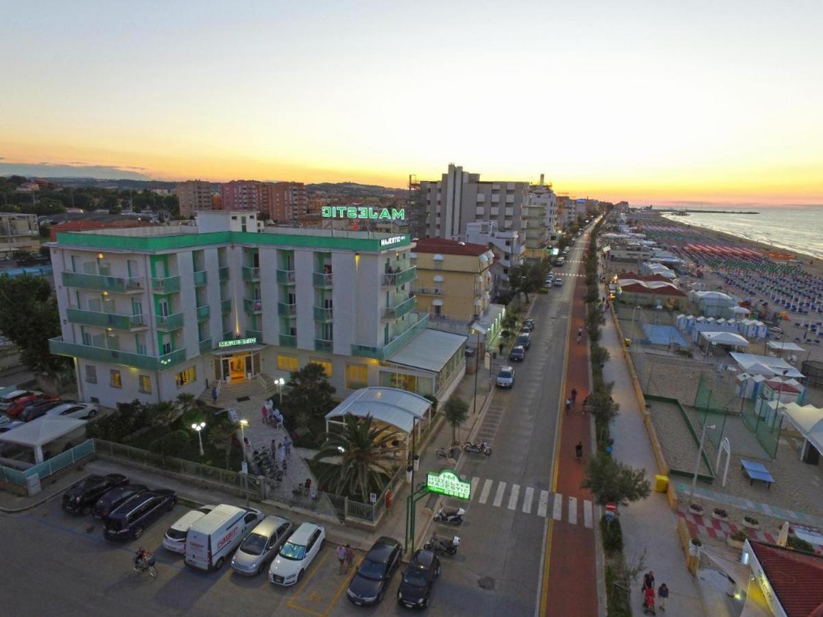 Hotel Majestic Senigallia Zewnętrze zdjęcie