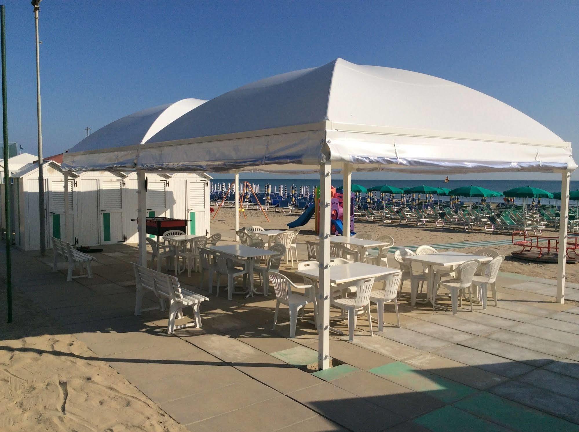Hotel Majestic Senigallia Zewnętrze zdjęcie